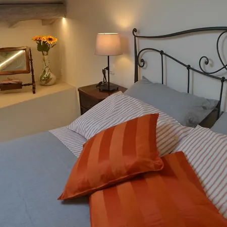 A Casa di Nonna Linda B&B-3